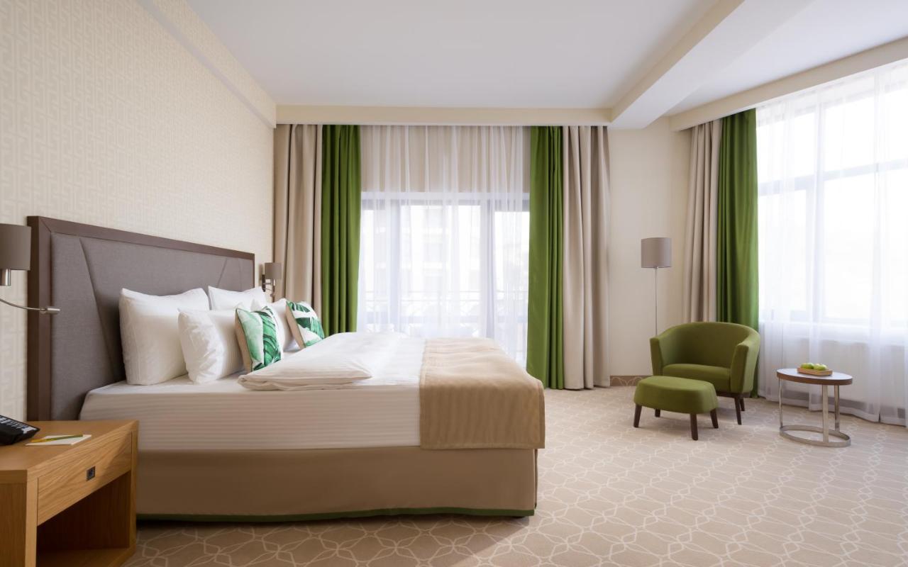 Green Resort Hotel And Spa Кисловодск Екстериор снимка